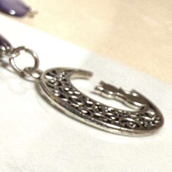 Purple Mother of Pearl Beaded Short Necklace + Cat on the Moon Pendant - Picture 7 of 13